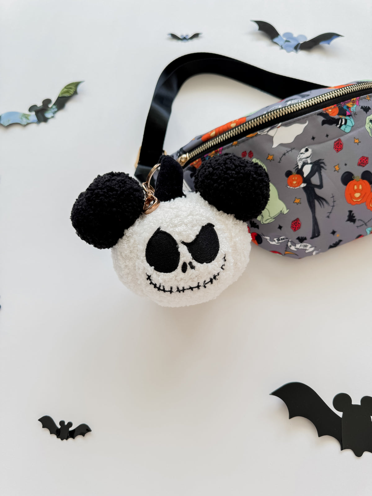 PUMPKIN KING KEYCHAIN ( READY TO SHIP)