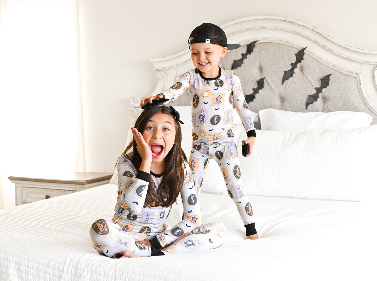 POOH FRAMES PAJAMA SET (READY TO SHIP)